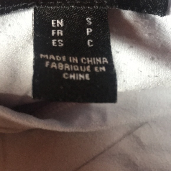 Blue cross crop top size small- true to size - Picture 4 of 4